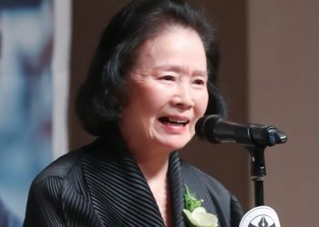 배우 윤정희, 알츠하이머 투병 중 별세…향년 79세