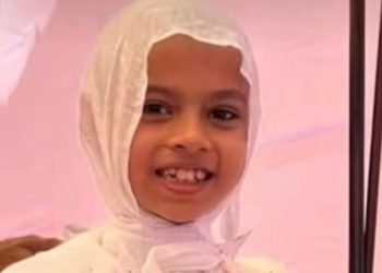 8살 소녀 수백만 달러 유산포기 “자이나교 출가 할 것”