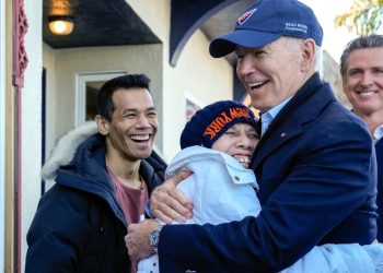 가주 방문 바이든 “수해 전보다 더 좋아질 때까지 복구지원”(영상)