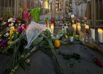 중국국적자 1명 확인, ..총격범 42발 총격 퍼부어