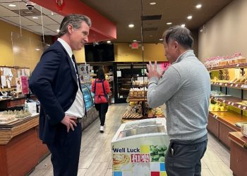 “잇딴 총격참사, 무책임 공화당 탓”(영상)