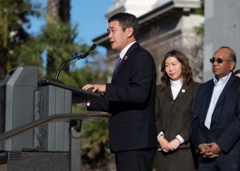 데이브 민 의원, “총기판매 딜러, 교육 및 감독 강화해야”..법안 발의