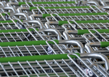 꽁꽁 얼어붙은 소비 심리, 쇼핑 대목에도 지출감소