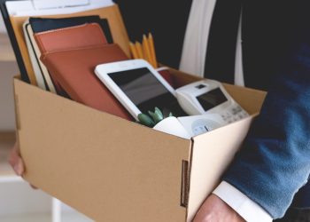 감원 칼바람 전업종 확산 “경기침체대응”..빅테크 이어 타업종 번져