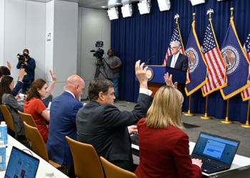 “연준,  이번 주 FOMC서 금리 0.25% 올린다”