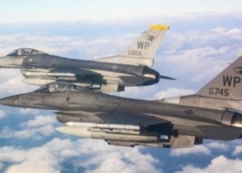 바이든, 우크라이나의 F-16 전투기 지원요청 거절