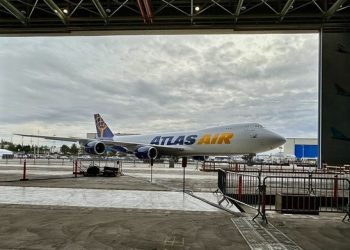 보잉 747 역사 속 사라진다..생산 중단 결정