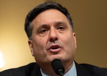 “바이든, 클레인 비서실장 경질..후임에 제프 지엔츠” CNN전망