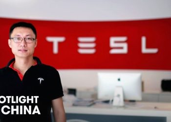 “머스크, 후계자 지명했나” 중국법인 톰 주, 서열 2위 최고임원 승진
