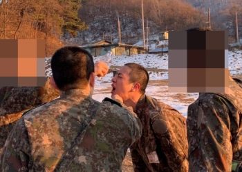 BTS 진, 화생방에 눈물·콧물 범벅…훈련소 근황 공개