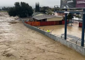 물난리…평년 4~6배 쏟아져..LA 비 100mm 더 내릴 것(영상)