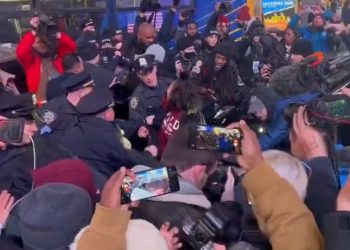 경찰폭력 멈춰라…미 전국 니콜스사망 항의시위