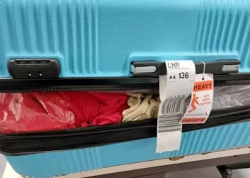 런던서 LA 마리화나 대량밀반입 적발…LA 승객 9명 체포