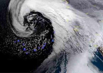 강력한 폭탄 사이클론에도 가뭄 해갈 낙관 못해