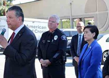 파디야 상원의원 “총기 폭력 더 이상 용납할 수 없어”