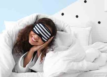 “항상 따듯하게 해 줘요”…이불과 성대한 결혼식 올린 英여성