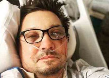 제설작업 중 부상 레너, 현실서도 ‘어벤저스’..”타이핑 하긴 아직”