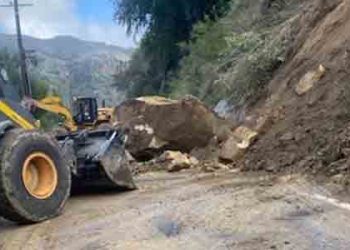 LA도 곳곳 폭우 피해..토팽가캐년 블러버드 폐쇄