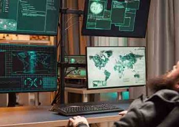 미군 수십년 걸린 네트워크전 장비 10개월 에 뚝딱