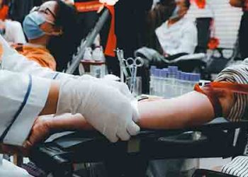 FDA, 남성 동성애자 헌혈 기준 대폭 완화