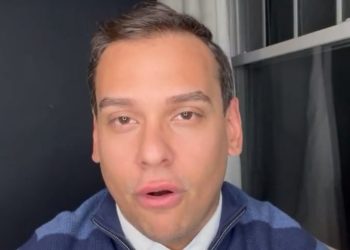 민주당, ‘허위 경력’ 샌토스 의원 사퇴결의안 제출