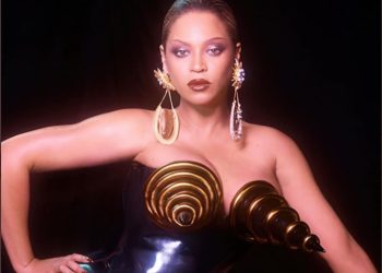 “비욘세 위선적”  2400만달러 받고 두바이 1시간 공연