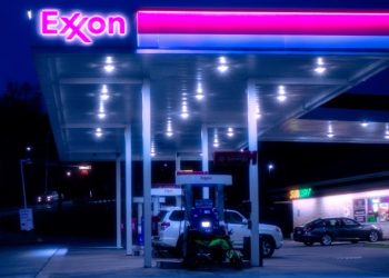 최대석유사 엑손모빌, 지난해 순익 150% 뛰어…석유업 사상최대