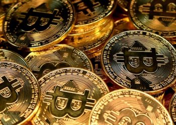 파월 발언에 비트코인 4% 이상 급등…2만4000달러선 돌파