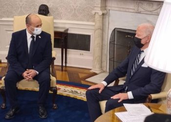 “푸틴, 젤렌스키 죽이지 않겠다고 약속”