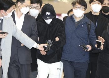 김성태 ‘금고지기’ 전 재경총괄본부장 압송