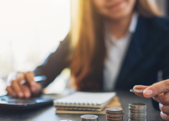 소비자 인플레 ‘여전히 기세등등’…1월 6.4%