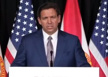 디샌티스”연방 기관 워싱턴 밖으로 옮겨야”