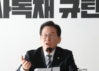 다급한 이재명 “검찰수사는 오랑캐 침략”..검찰 “법정서 해명하라”