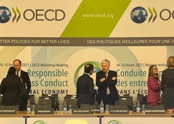 OECD “세계 경제 전망 나아졌지만 인플레 문제는 여전”