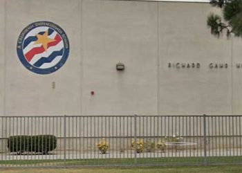 세리토스 Ghar 하이 주차장서 총격 피살