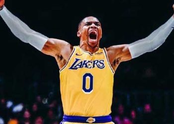 러셀 웨스트브룩 돌고 돌아 클리퍼스 복귀