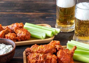 치킨윙 내리고 맥주∙와인 올라..슈퍼보울 식품값 요동