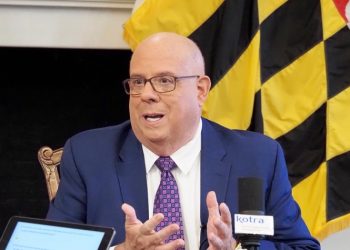 ‘한국 사위’ 호건 전 주지사 대선 불출마 선언