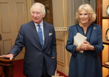 찰스 3세 대관식 5월…해리 왕자 부부 초청