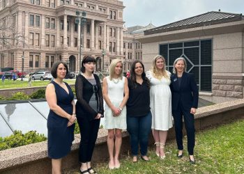 “산모 위험해도 임신 6주 이후 낙태 금지” 텍사스 주정부 피소