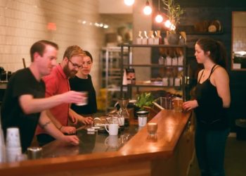 담배보다 마리화나가 더 안전?…성인 60% 합법 지지