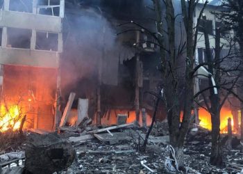 러시아, 우크라 전역서 드론∙미사일 대공습…3주만에 최대