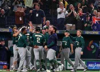 한국, 1라운드 탈락 확정…호주, 조 2위로 8강행