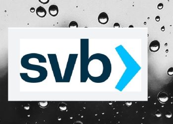 “SVB 파산 직전, 직원들 보너스 잔치 …CEO 지분 매각”