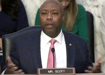 공화 유일 흑인 상원의원 스콧, 2024 대선 출마하나