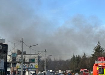 타이어 21만개 불탔다…한국 타이어 대전공장 화재