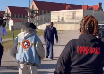 16살에 교도소 갔다 27년 만에 석방된 남성 “가장 신기한 경험은 바로 이것”(영상)