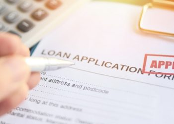 상업용 부동산 대출 경고음…소규모 은행 70% 차지