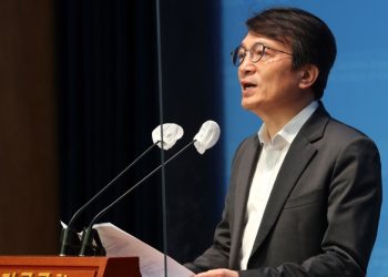 김의겸 또 거짓말 브리핑 “그 정도 잔기술, 업계 통용”