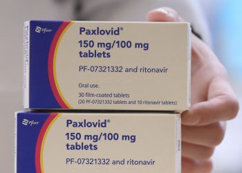 ‘코로나 확진당일’ 팍스로비드 복용땐 사망위험 90%감소